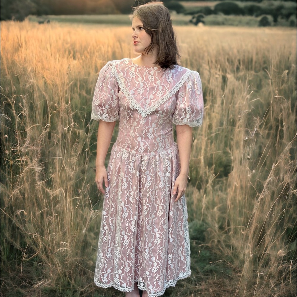 Gunne Sax by Jessica McClintock Vintage 80s Prairie Cottage Lace Dress